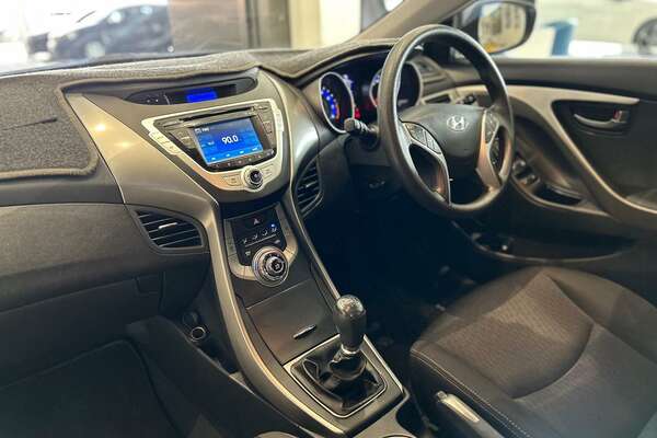 2013 Hyundai Elantra Active MD2