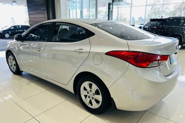2013 Hyundai Elantra Active MD2
