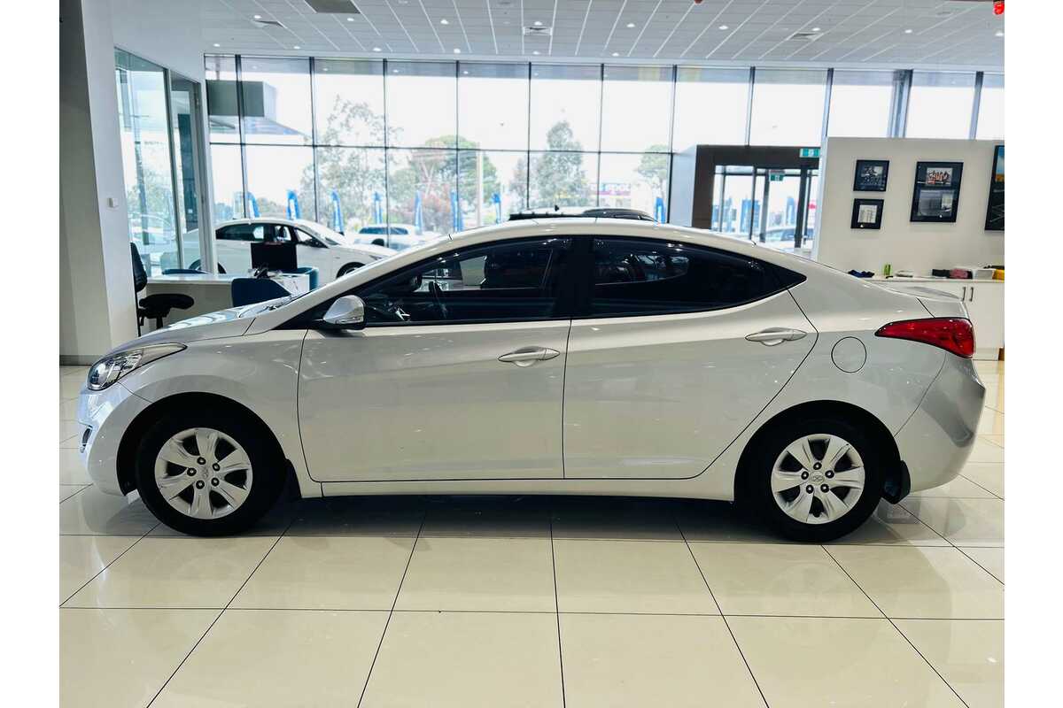 2013 Hyundai Elantra Active MD2