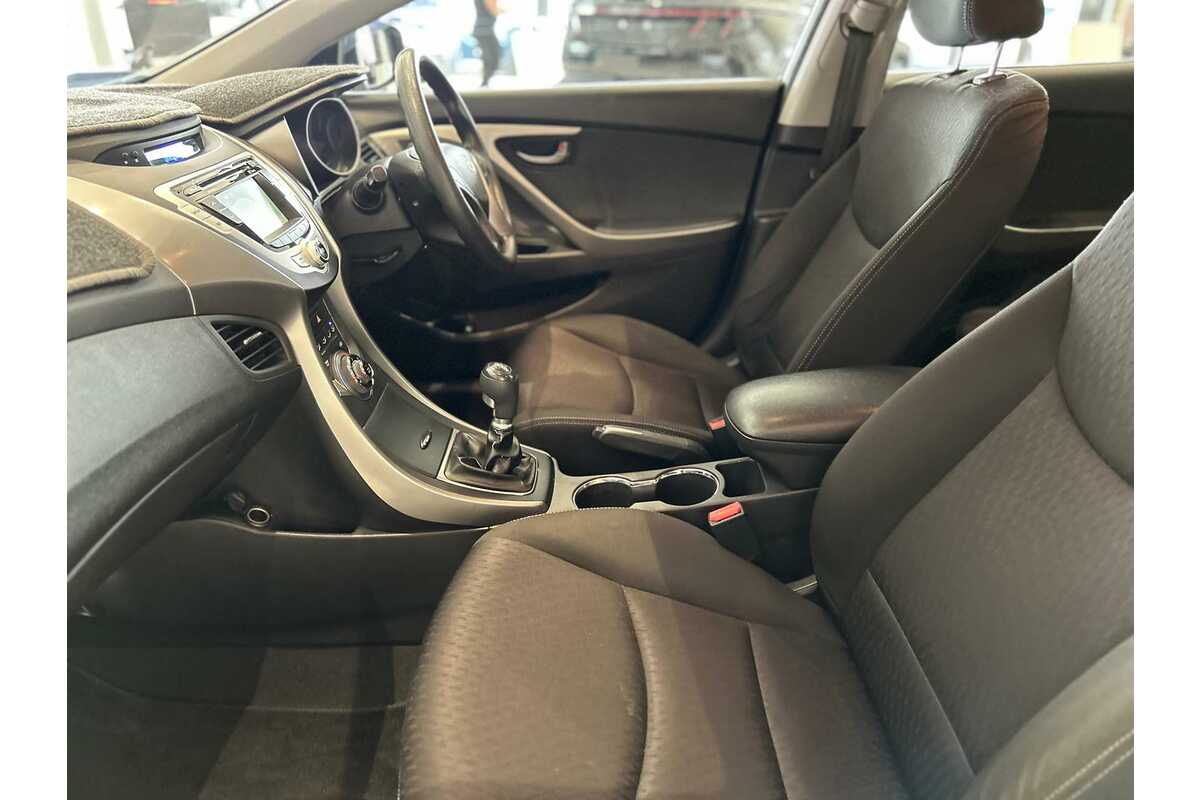 2013 Hyundai Elantra Active MD2