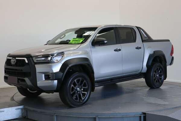 2020 Toyota HiLux 4x4 Rogue 2.8L T Double2L 001 2L70350M0