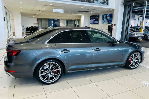2018 Audi S4  B9