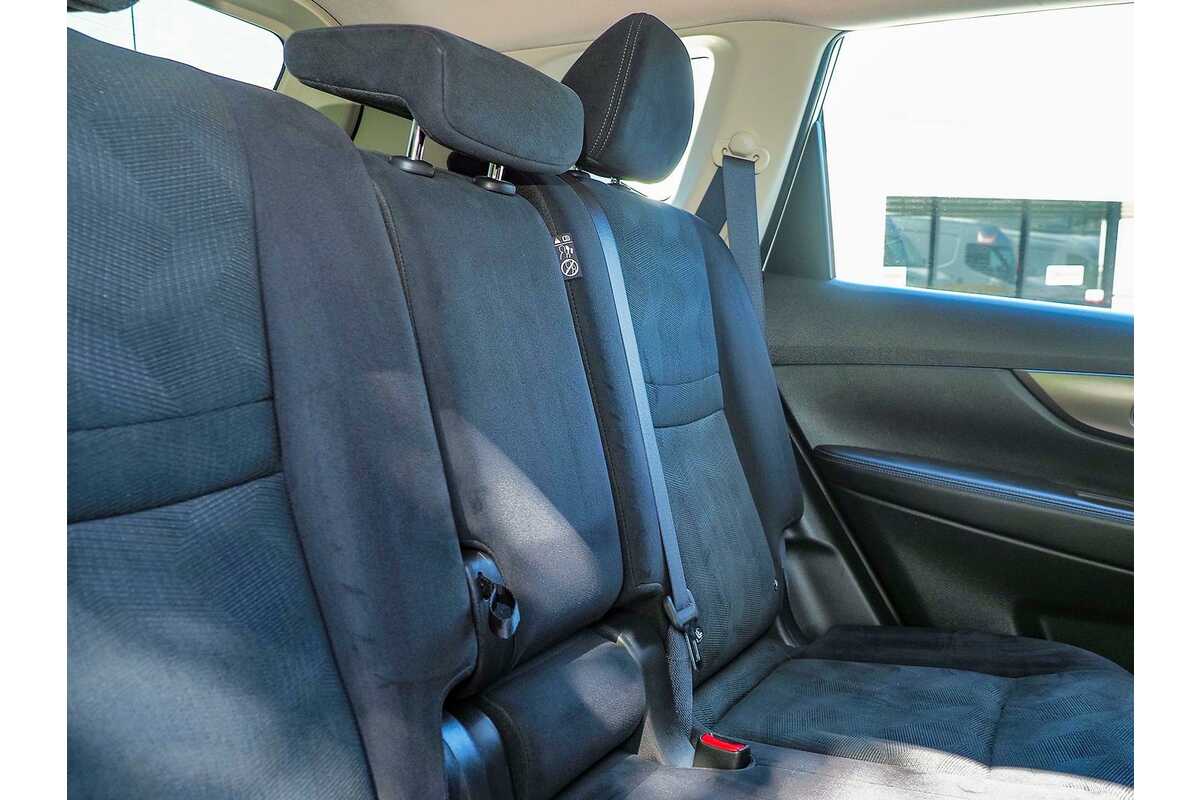 2017 Nissan X-TRAIL ST T32