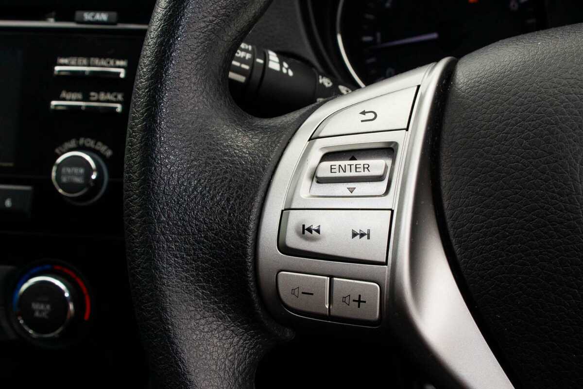 2015 Nissan X-TRAIL ST T32