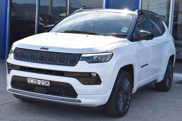 2022 Jeep Compass S-Limited M6