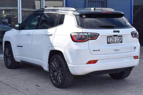 2022 Jeep Compass S-Limited M6