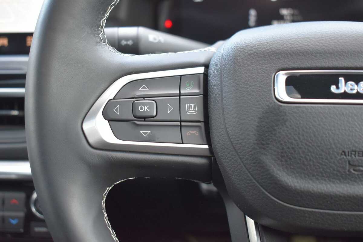 2022 Jeep Compass S-Limited M6