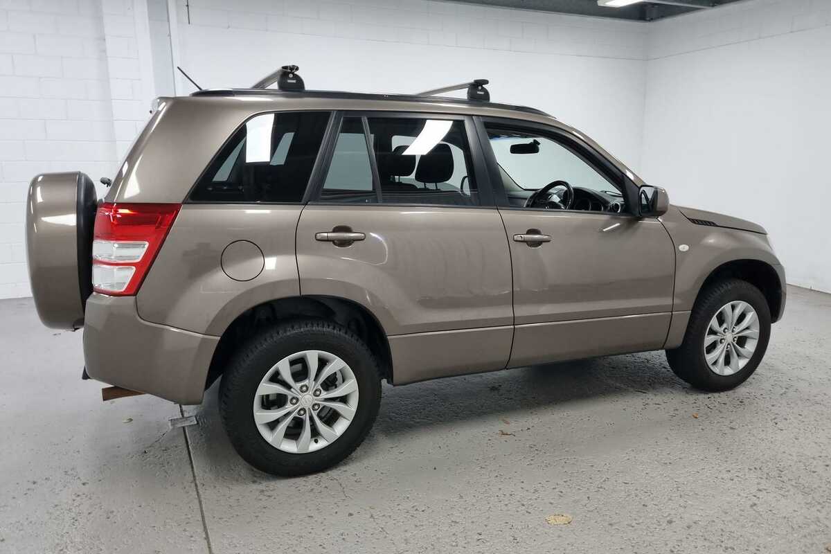 2013 Suzuki Grand Vitara Sport JB