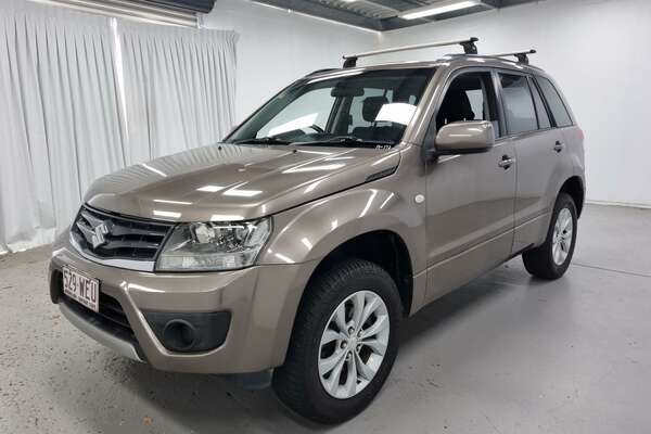 2013 Suzuki Grand Vitara Sport JB