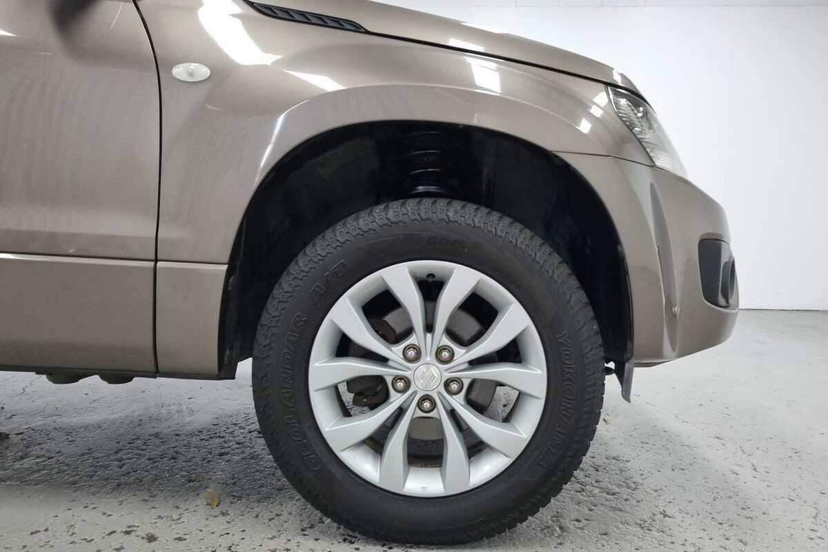 2013 Suzuki Grand Vitara Sport JB