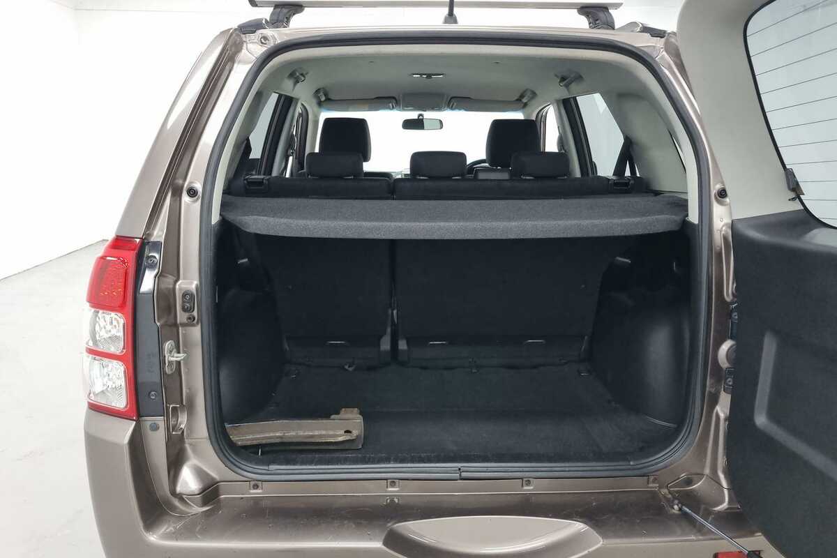 2013 Suzuki Grand Vitara Sport JB