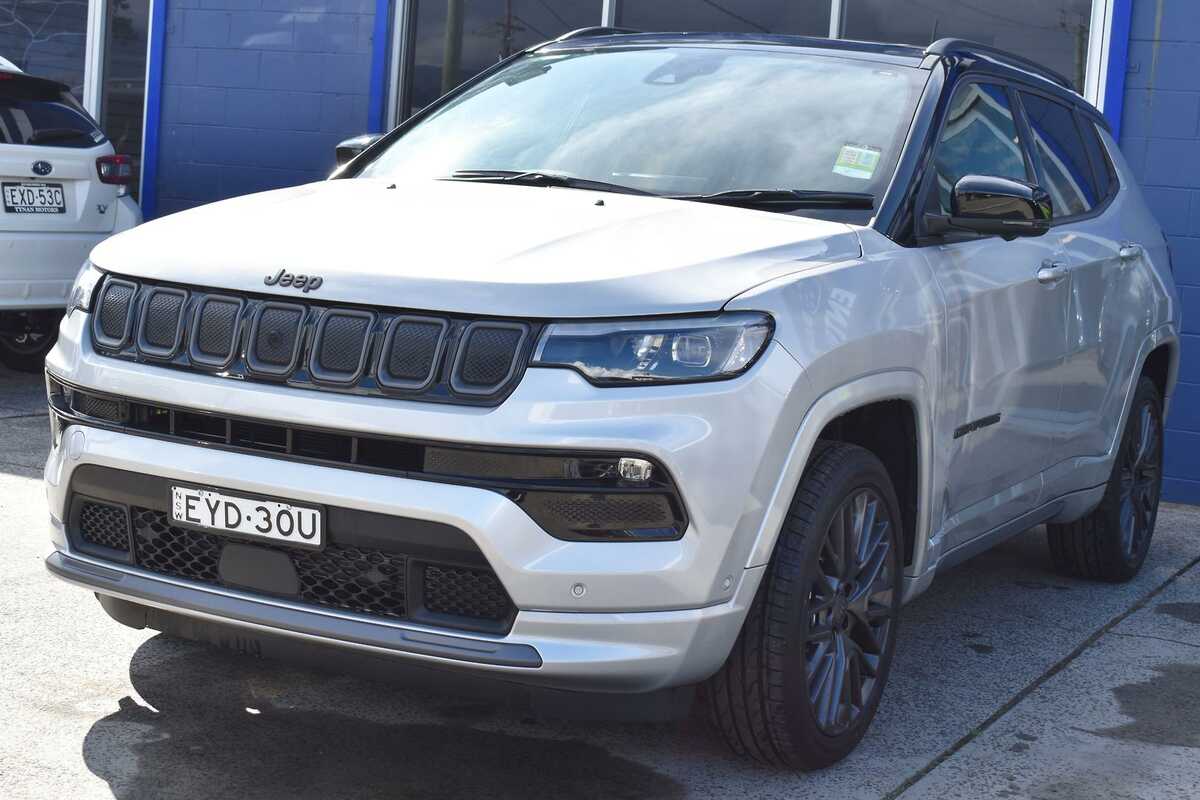 2022 Jeep Compass S-Limited M6