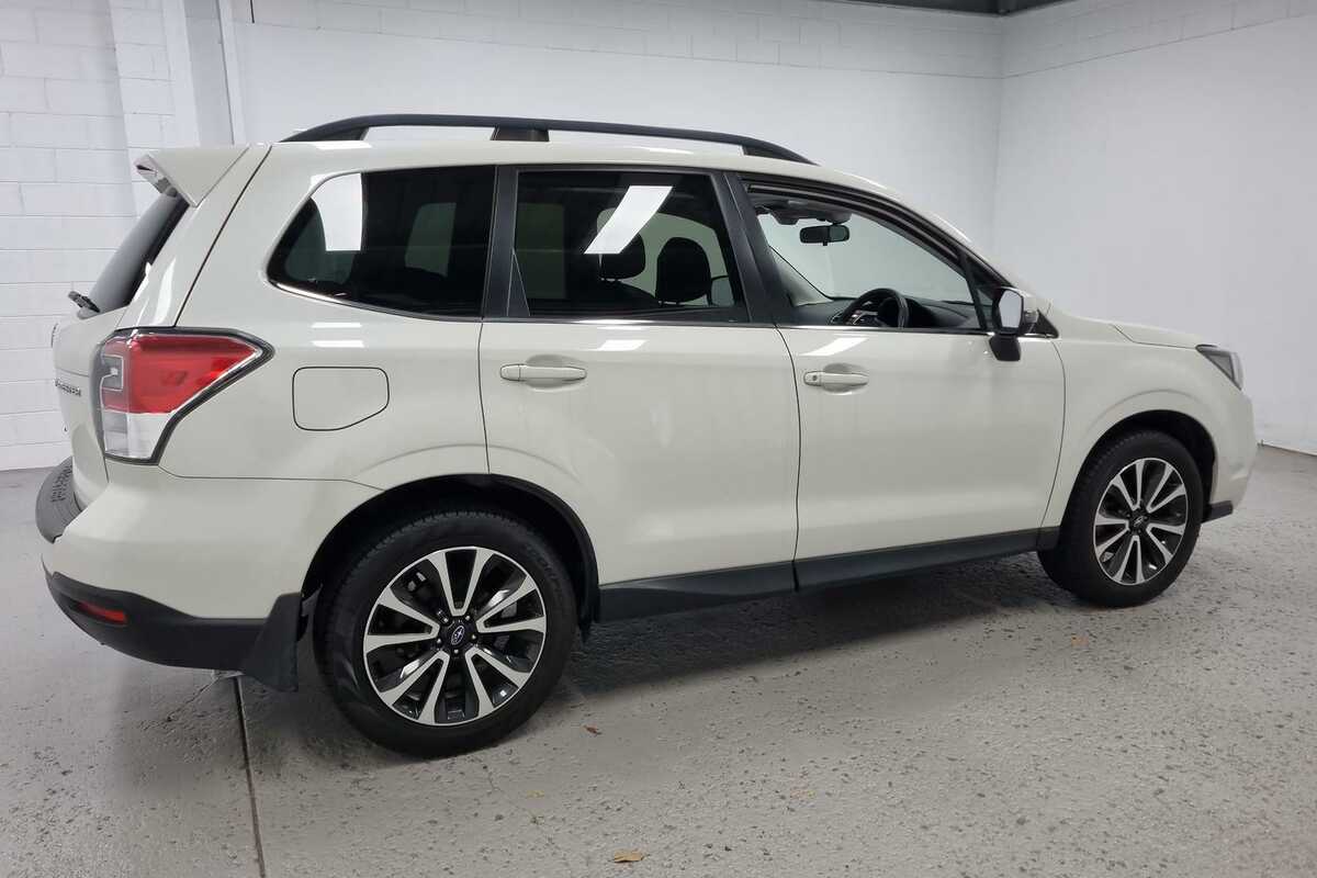 2016 Subaru Forester 2.5i-S S4