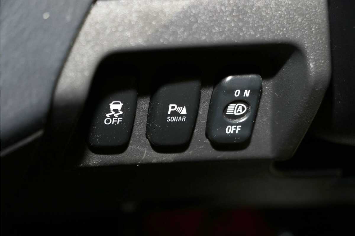 2014 Mitsubishi Pajero Exceed NW