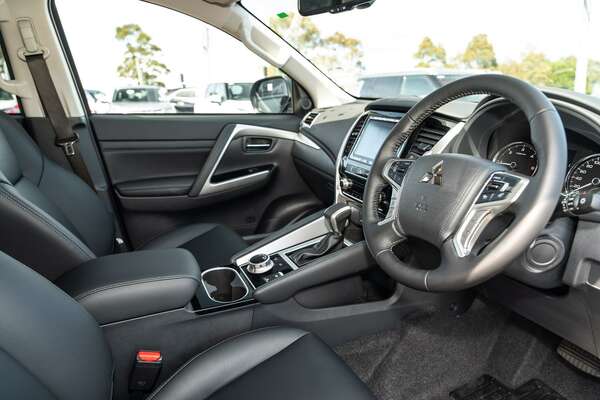 2023 Mitsubishi Pajero Sport Exceed QF