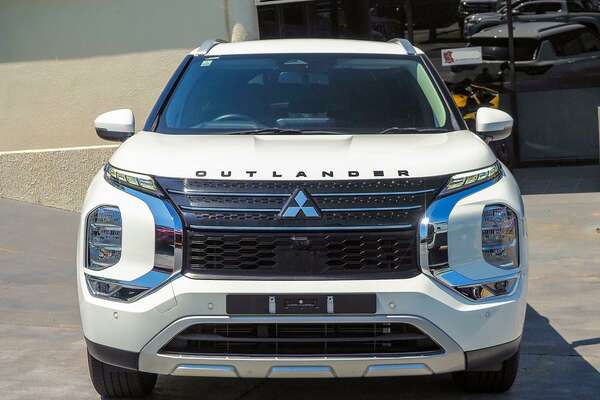 2021 Mitsubishi Outlander LS ZM