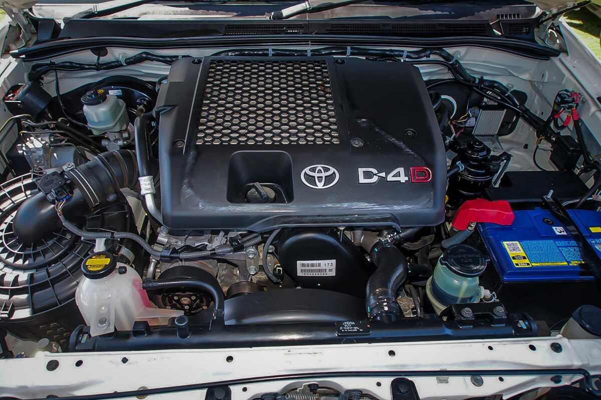2014 Toyota Hilux SR KUN26R 4X4