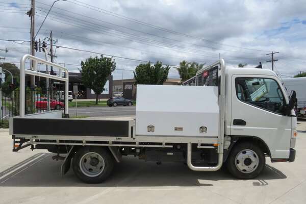 2022 Fuso Canter 515  4x2