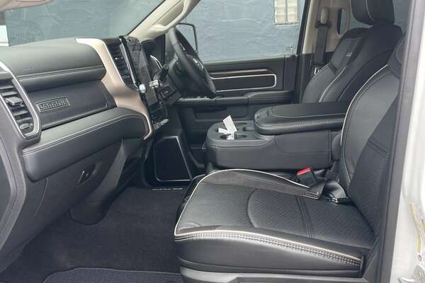 2023 RAM 2500 Laramie DJ