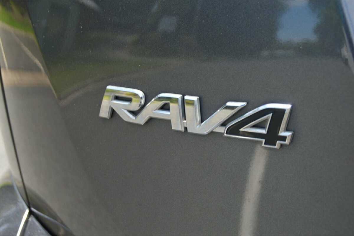 2017 Toyota RAV4 GX AWD ASA44R