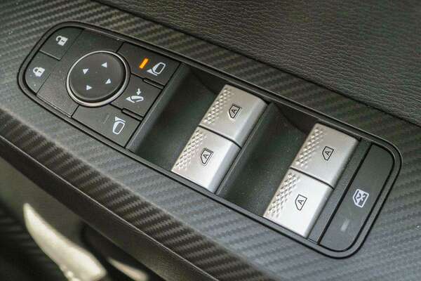 2022 Mitsubishi Outlander Exceed ZM