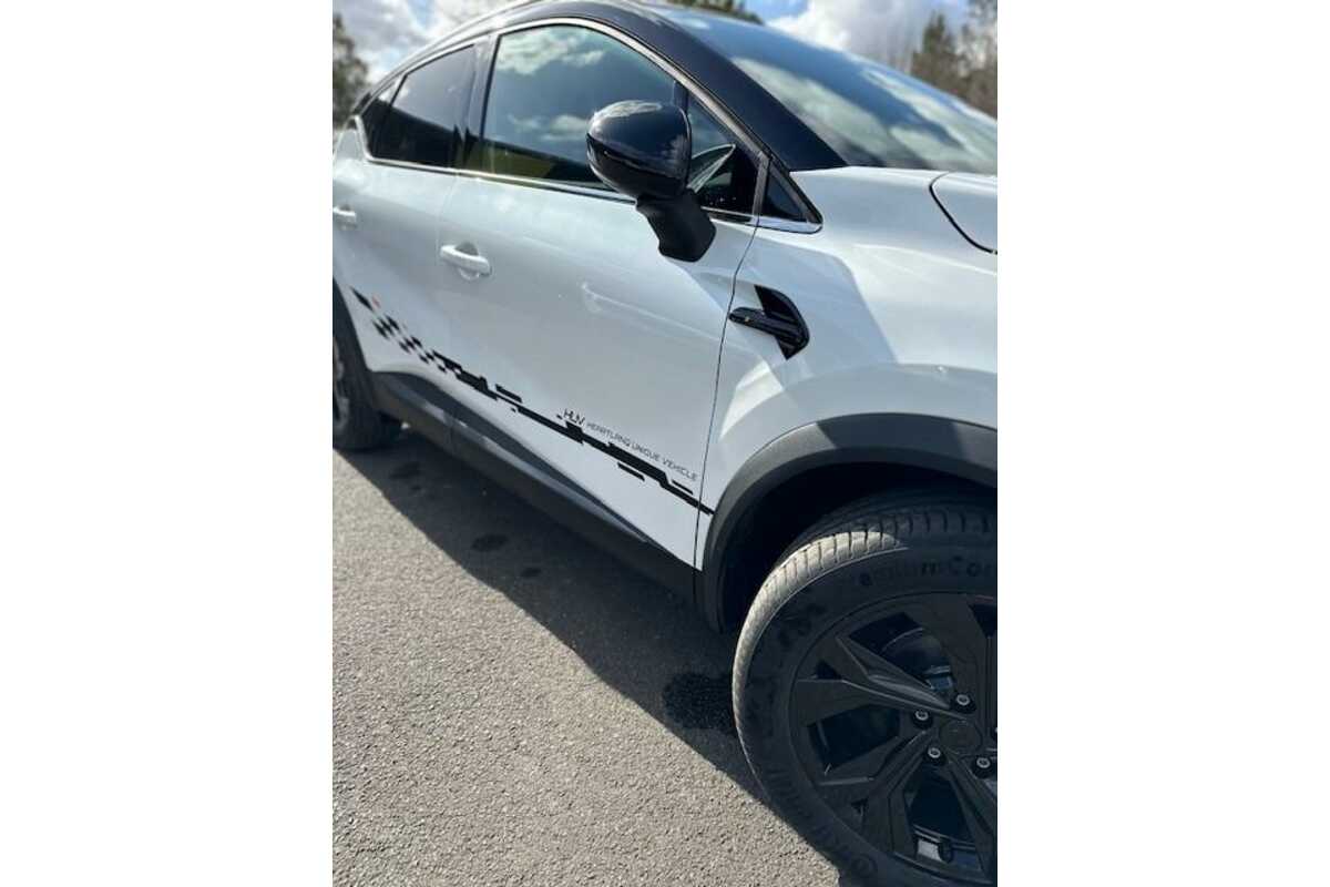 2022 Renault Captur R.S. Line XJB