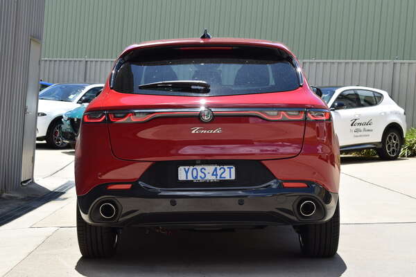 2023 Alfa Romeo Tonale Veloce Plug-In Hybrid