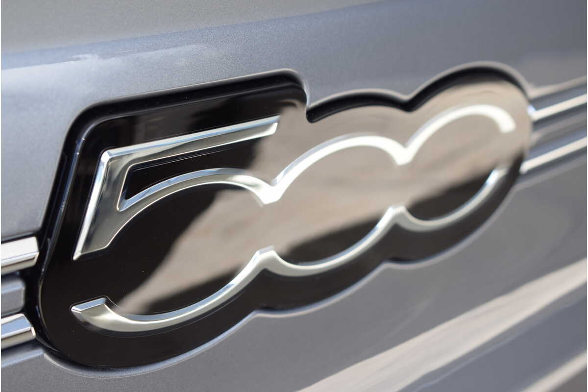 2023 Fiat 500e La Prima