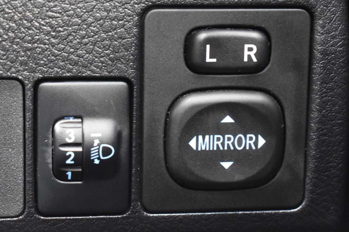 2017 Toyota Corolla Ascent Sport ZRE182R