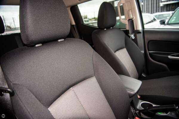 2023 Mitsubishi Triton GLS MR
