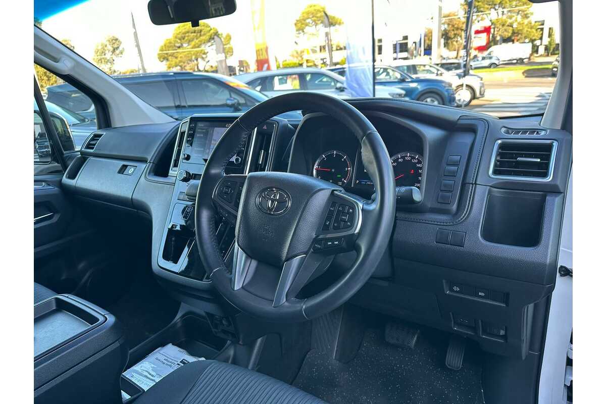2021 Toyota Granvia  GDH303R