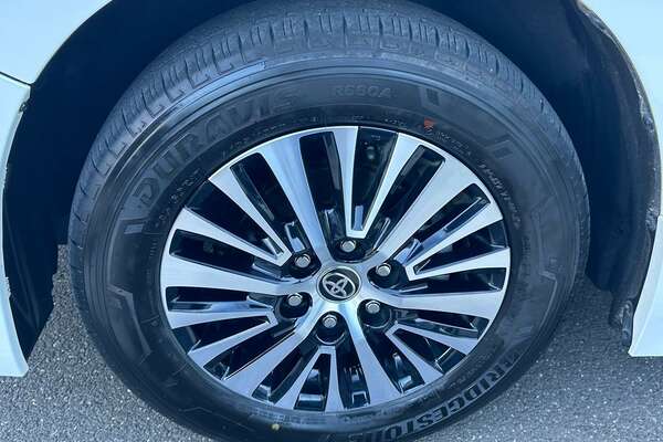 2021 Toyota Granvia  GDH303R