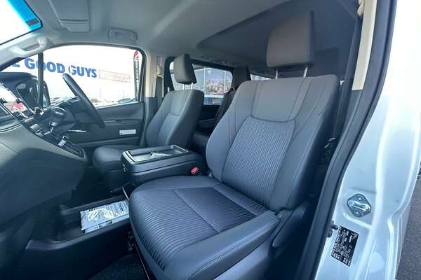 2021 Toyota Granvia  GDH303R
