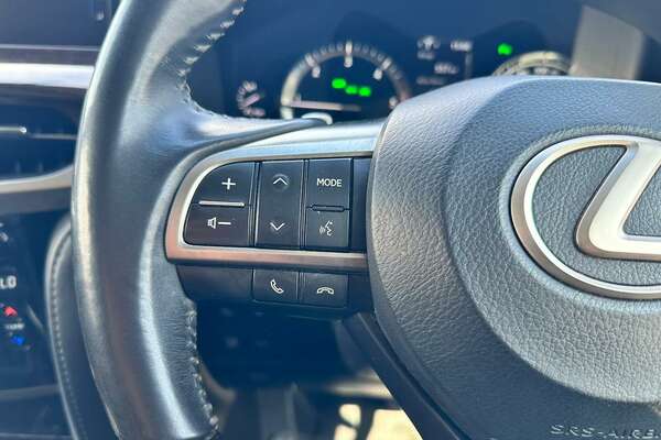 2018 Lexus LX LX450d VDJ201R