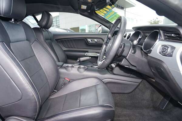 2016 Ford Mustang  FM