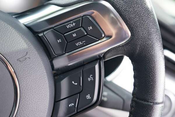 2016 Ford Mustang  FM