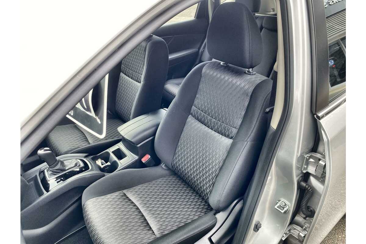2022 Nissan X-TRAIL ST T32