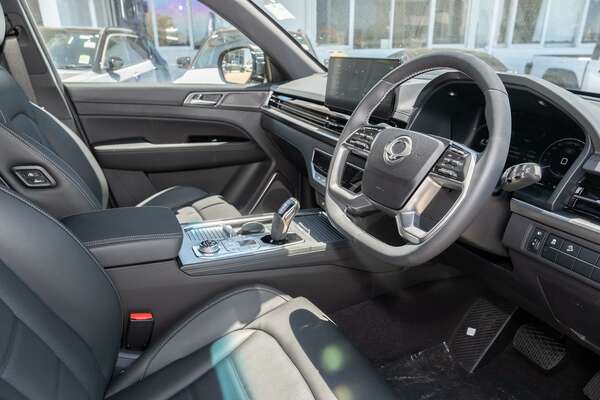 2023 SsangYong Rexton Adventure Y461