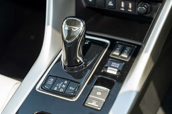 2023 Mitsubishi Eclipse Cross PHEV Exceed YB