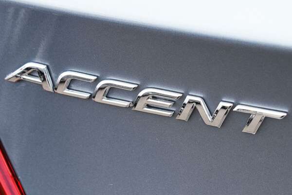 2019 Hyundai Accent Sport RB6