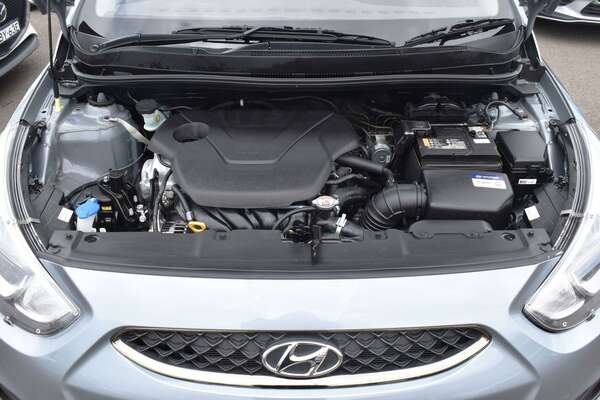 2019 Hyundai Accent Sport RB6