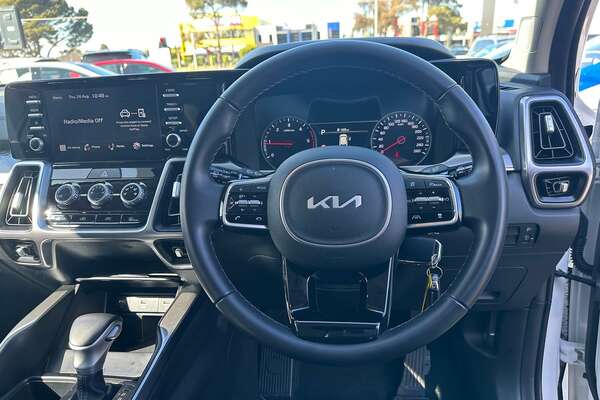 2022 Kia Sorento S MQ4