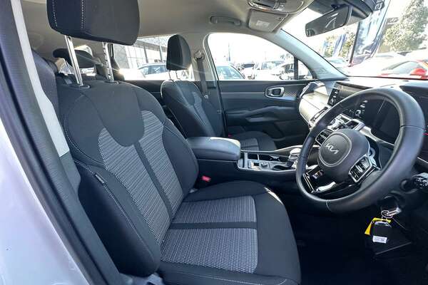 2022 Kia Sorento S MQ4