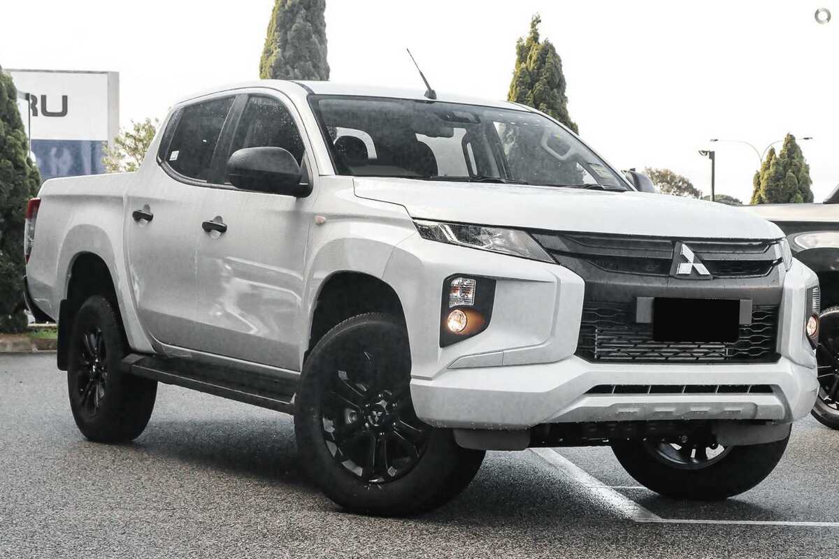 2023 Mitsubishi Triton GLX-R MR