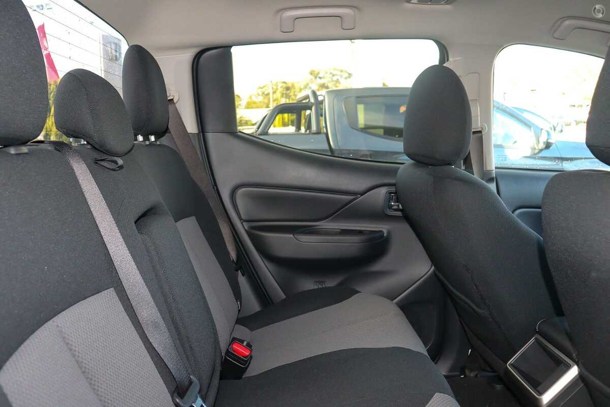 2023 Mitsubishi Triton GLX-R MR