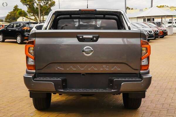 2023 Nissan Navara ST-X D23