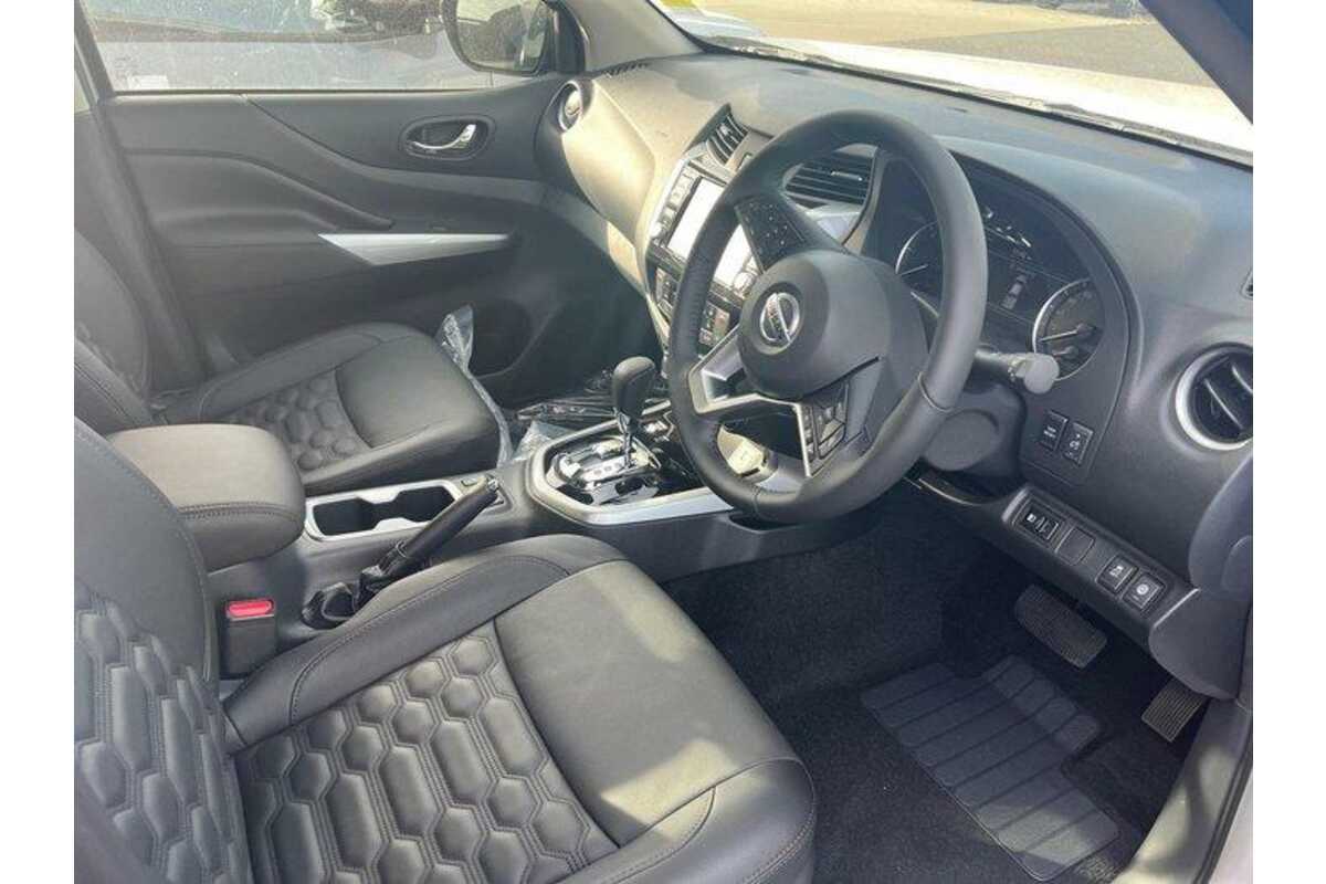 2023 Nissan Navara ST-X D23