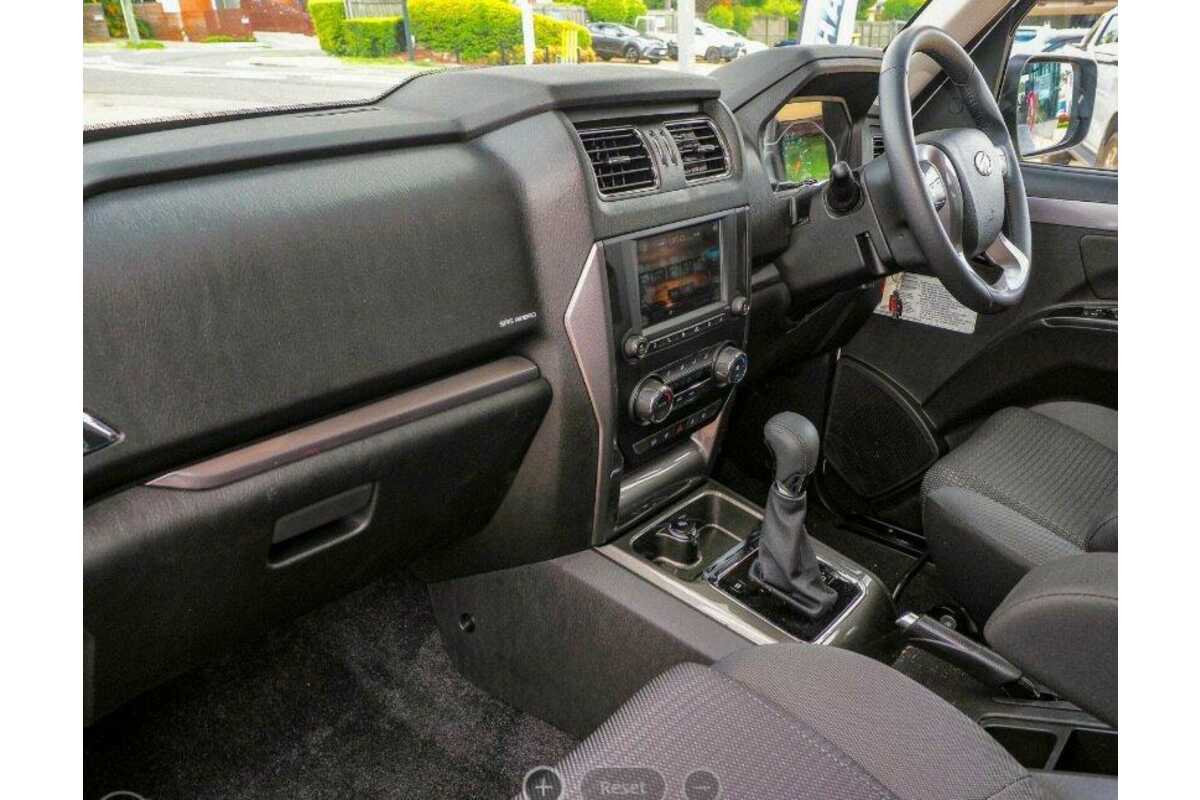 2022 Mahindra PIK-UP S11
