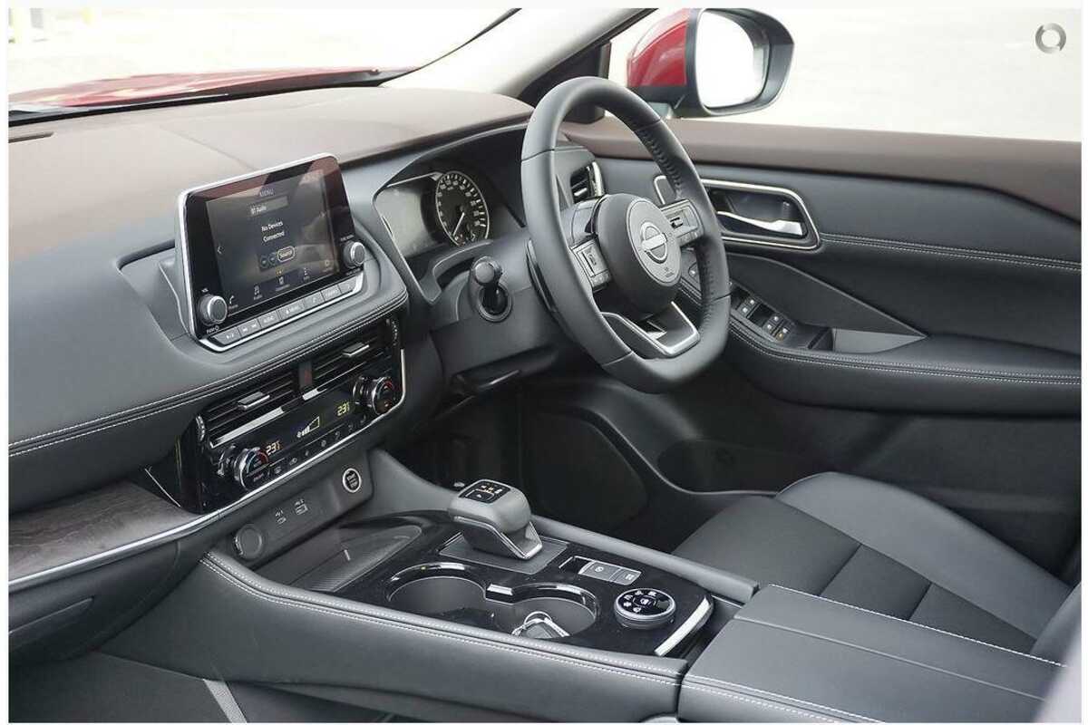 2023 Nissan X-TRAIL ST-L T33