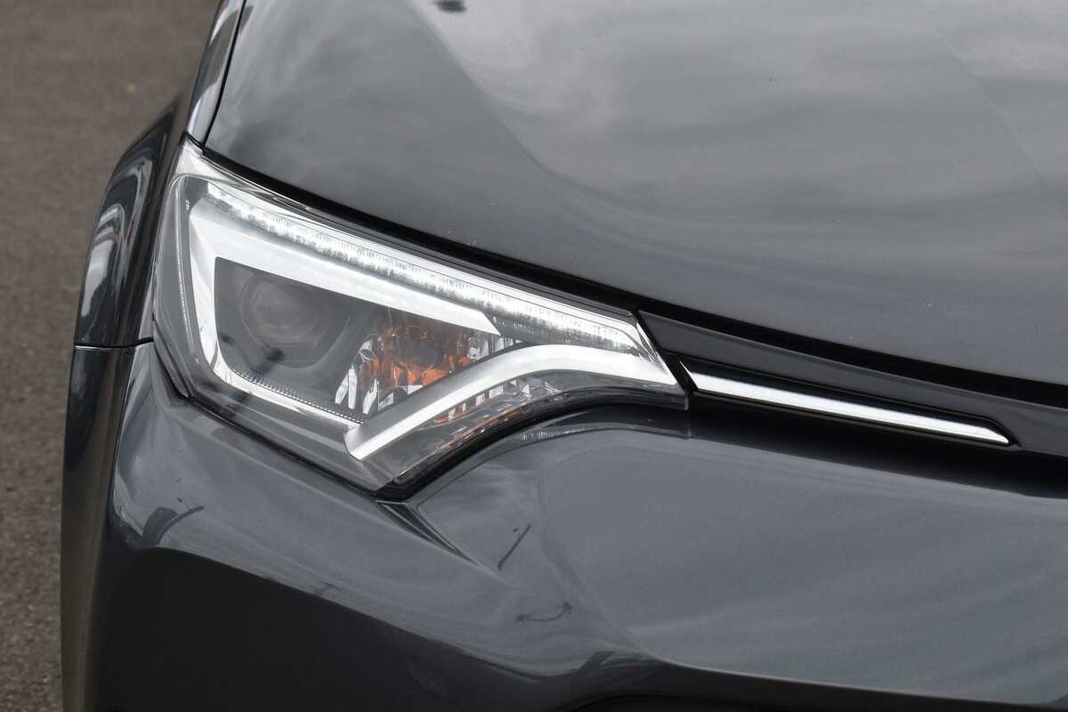 2017 Toyota RAV4 GX ASA44R